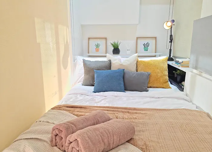 Loft De Vue - Victoria Bgc Apartment Manila