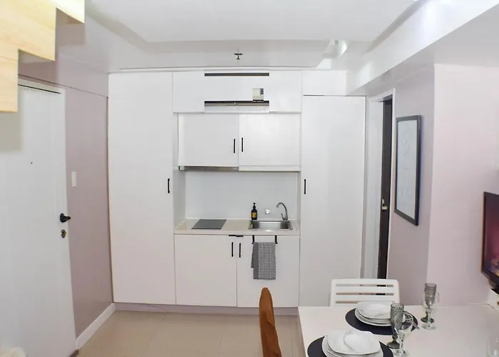 Loft De Vue - Victoria Bgc Apartment