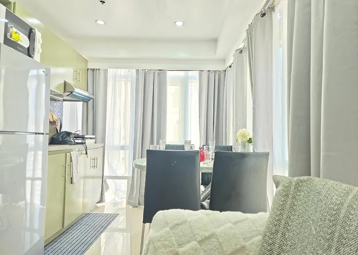 Loft De Vue - Victoria Bgc Apartment *